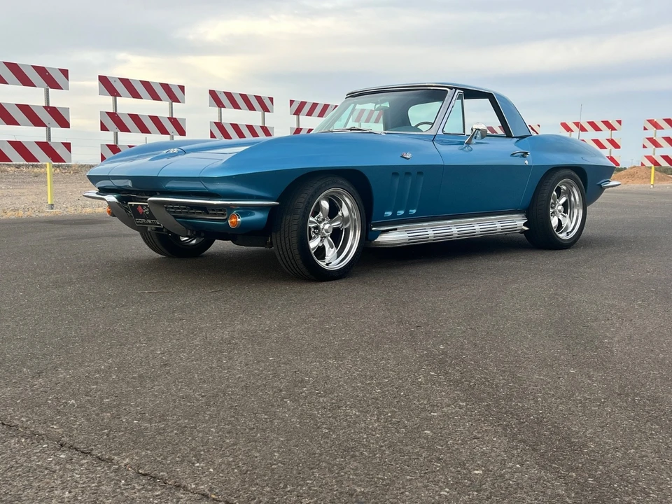1966 Chevrolet Corvette C2 - Image 16 of 30