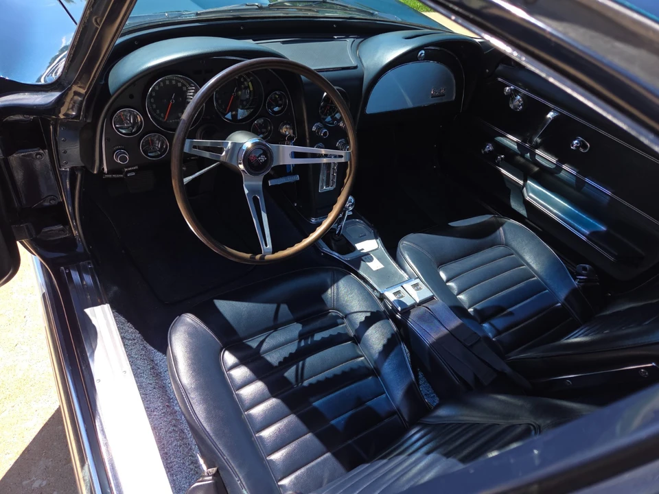 1966 Chevrolet Corvette C2 - Image 17 of 31