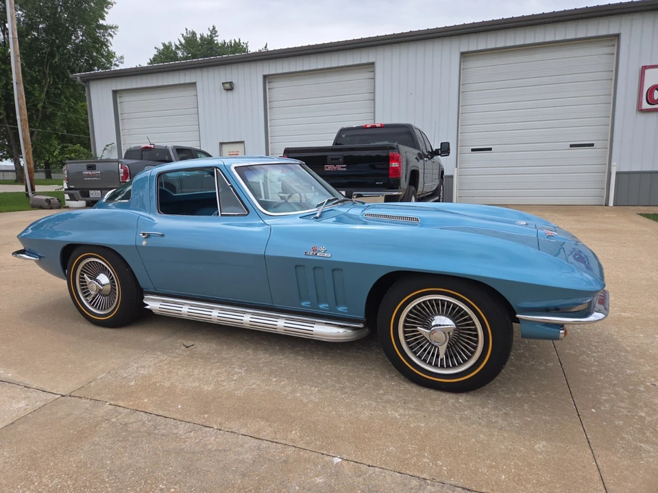 1966 Chevrolet Corvette - Image 7 of 31