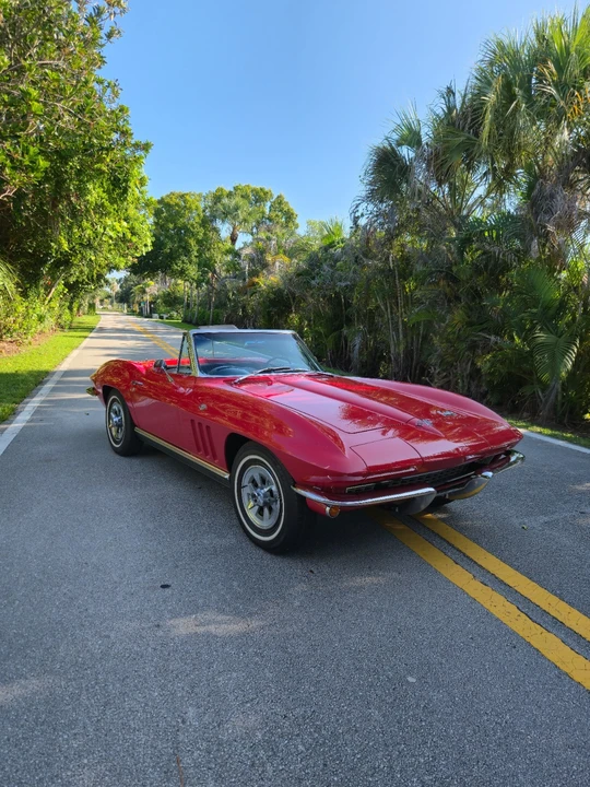 1966 Chevrolet Corvette C2 - Image 2 of 21