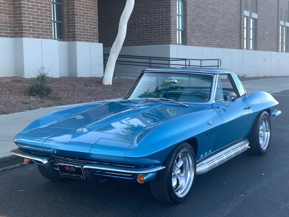 1966 Chevrolet Corvette C2 - Image 23 of 30