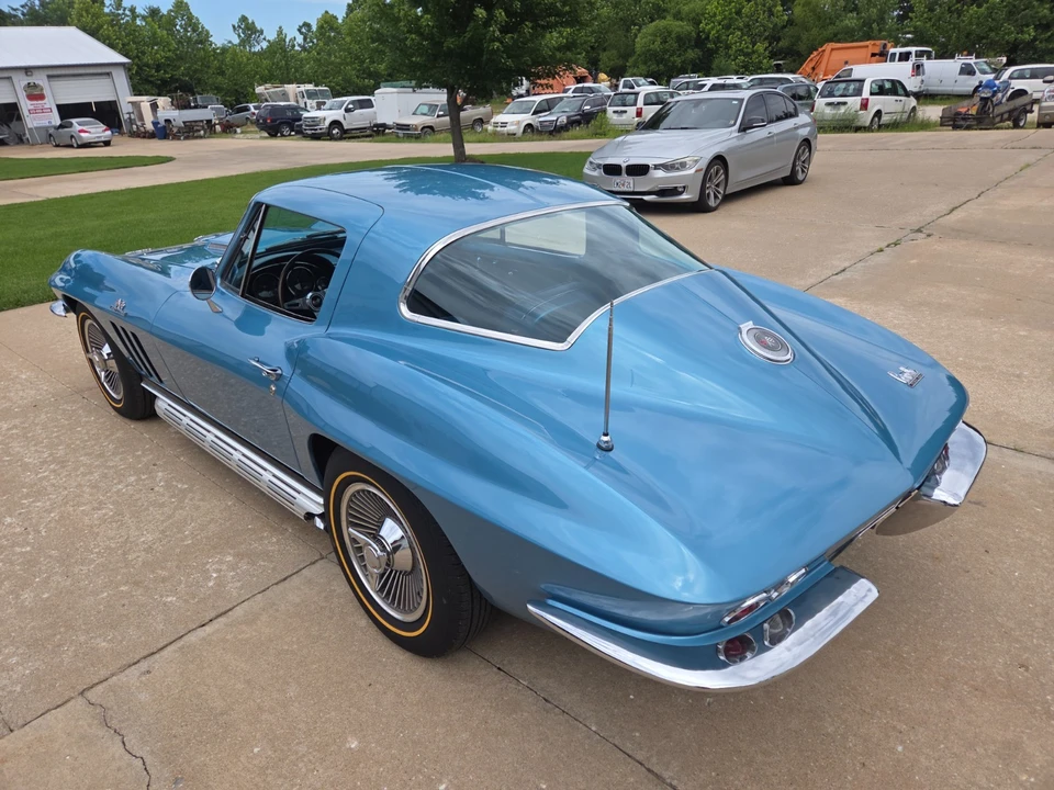 1966 Chevrolet Corvette - Image 16 of 31