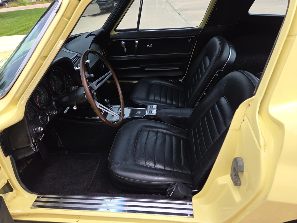 1966 Chevrolet Corvette C2 - Image 24 of 31
