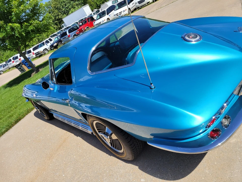 1966 Chevrolet Corvette C2 - Image 16 of 31