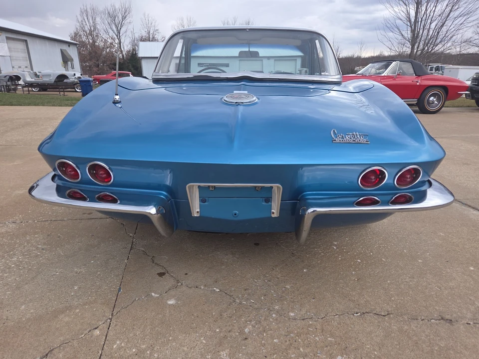 1966 Chevrolet Corvette C2 - Image 13 of 31
