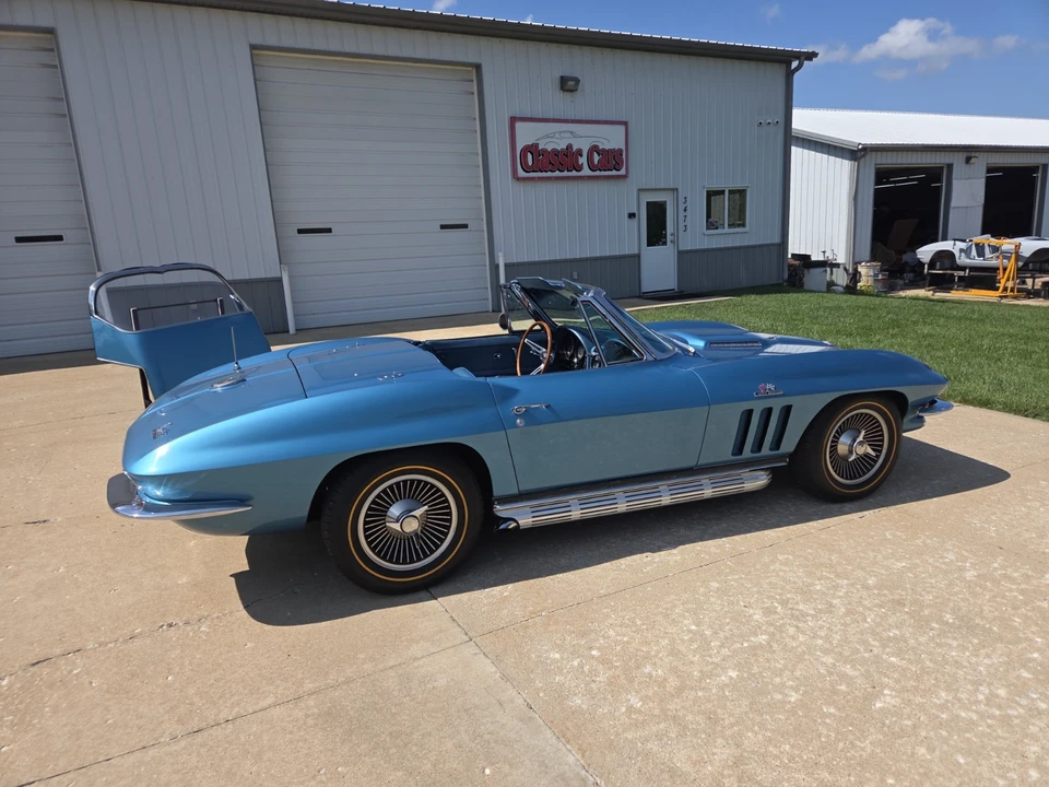 1966 Chevrolet Corvette C2 - Image 16 of 31