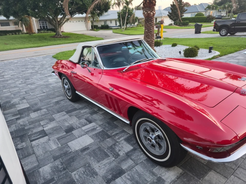 1966 Chevrolet Corvette C2 - Image 8 of 21