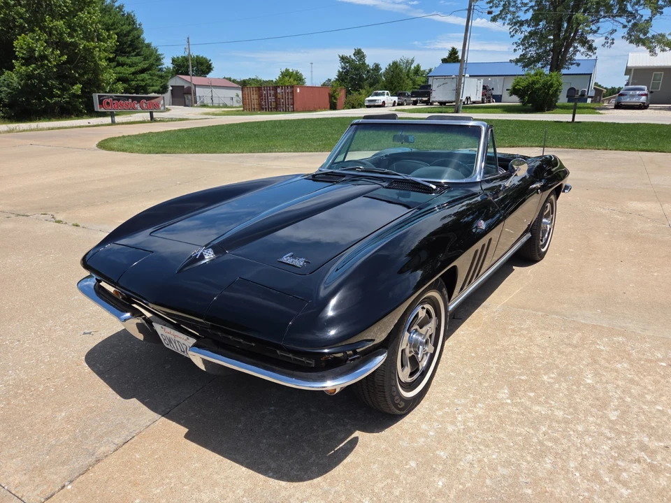 1966 Chevrolet Corvette C2 - Image 13 of 31