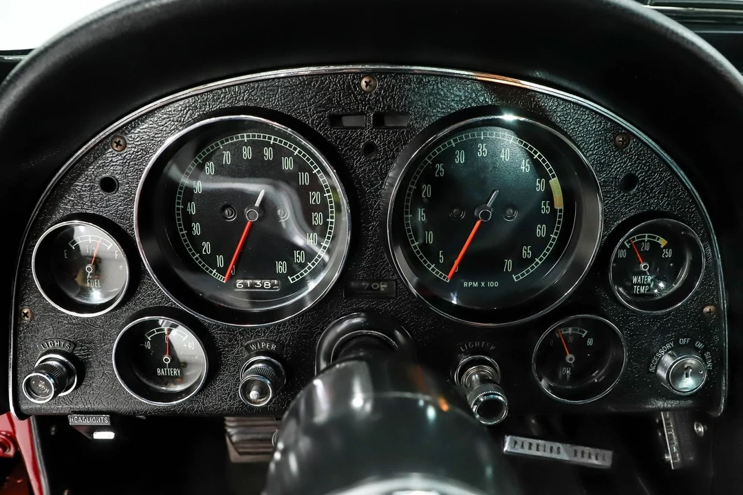1966 Chevrolet Corvette C2 - Image 19 of 31