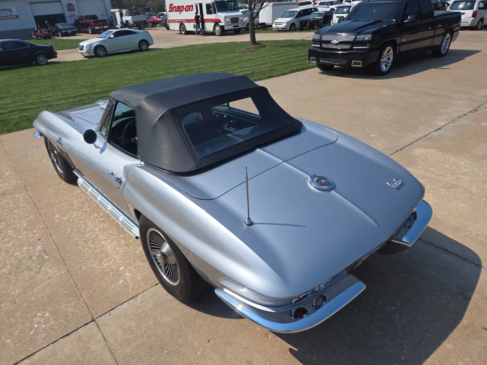 1966 Chevrolet Corvette C2 - Image 12 of 21