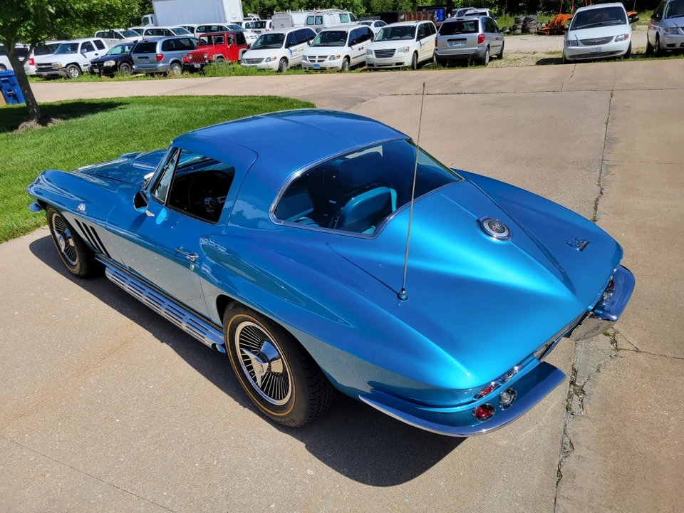 1966 Chevrolet Corvette C2 - Image 15 of 31