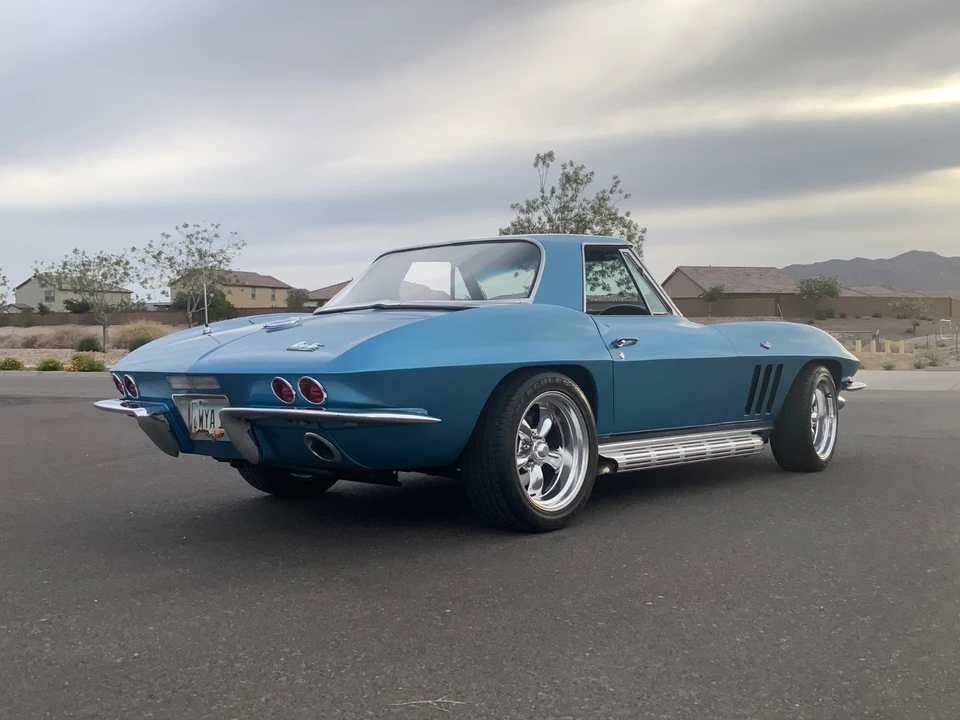 1966 Chevrolet Corvette C2 - Image 18 of 30