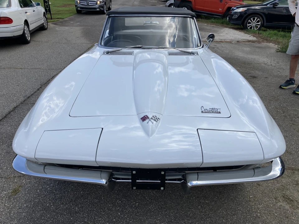 1966 Chevrolet Corvette C2 - Image 11 of 25