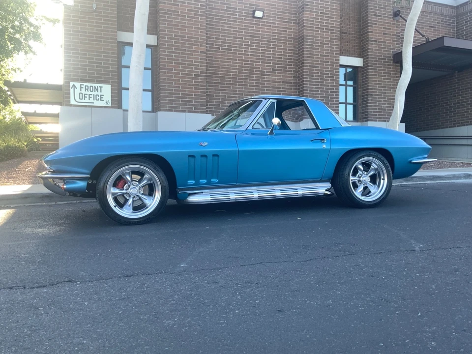 1966 Chevrolet Corvette C2 - Image 22 of 30