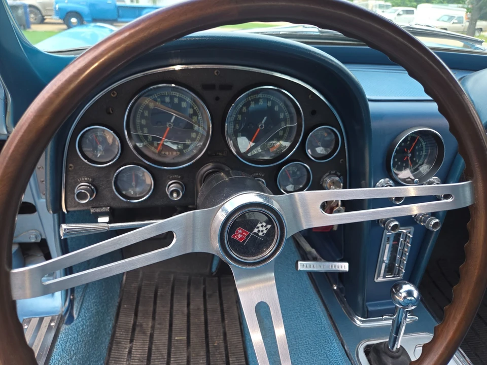 1966 Chevrolet Corvette - Image 22 of 31