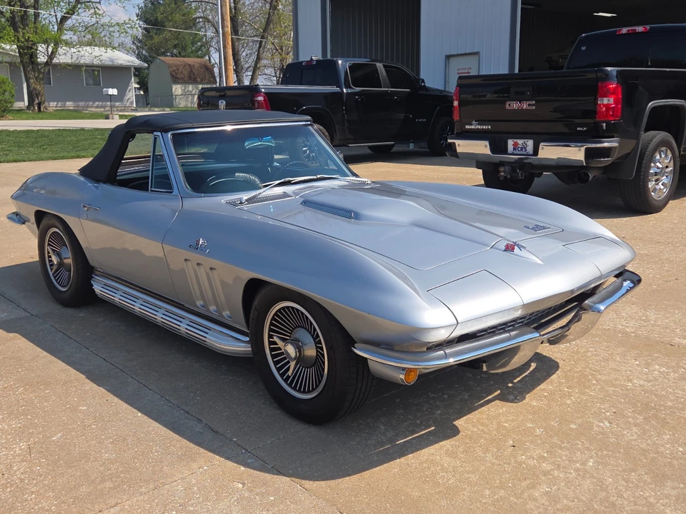 1966 Chevrolet Corvette C2 - Image 6 of 21
