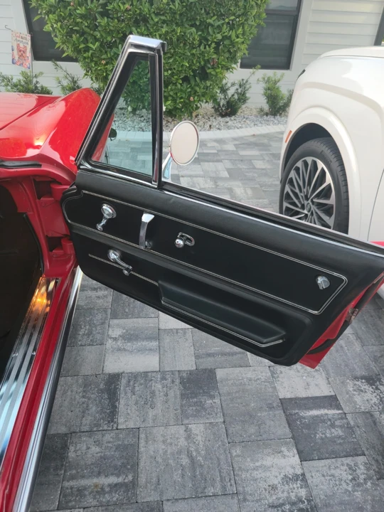 1966 Chevrolet Corvette C2 - Image 10 of 21