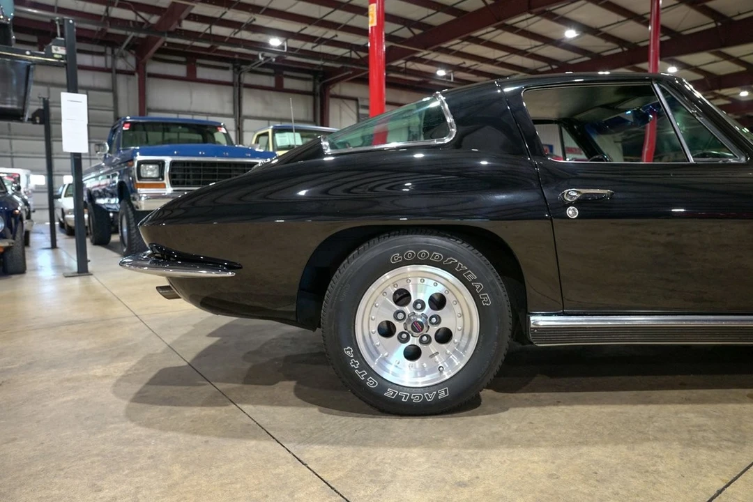 1966 Chevrolet Corvette C2 - Image 9 of 31
