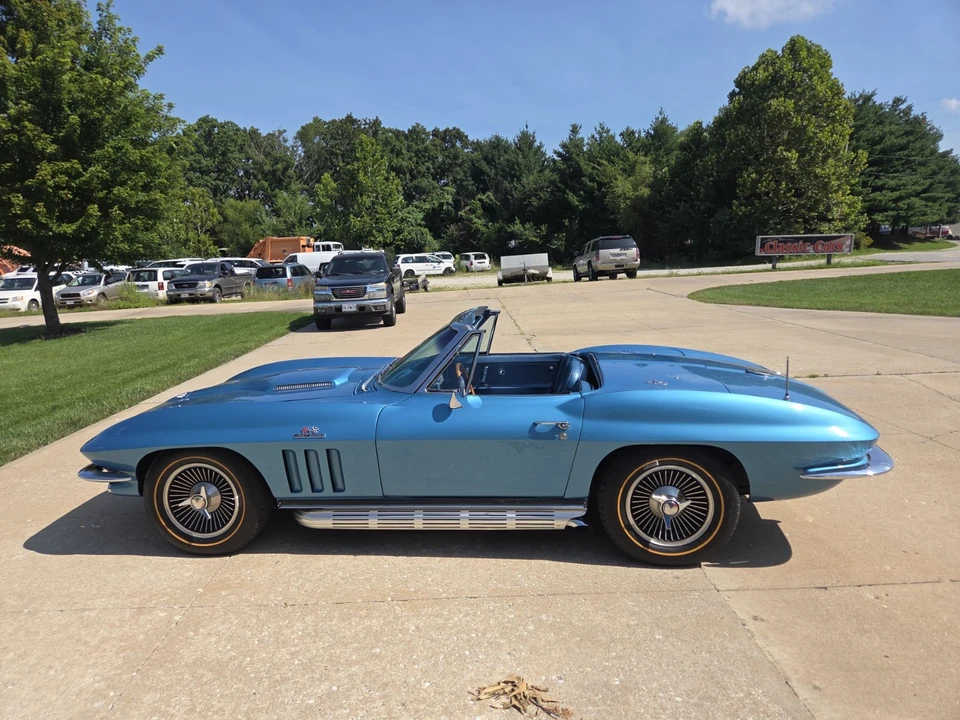 1966 Chevrolet Corvette C2 - Image 20 of 31