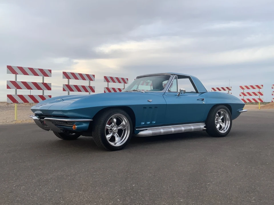 1966 Chevrolet Corvette C2 - Image 19 of 30