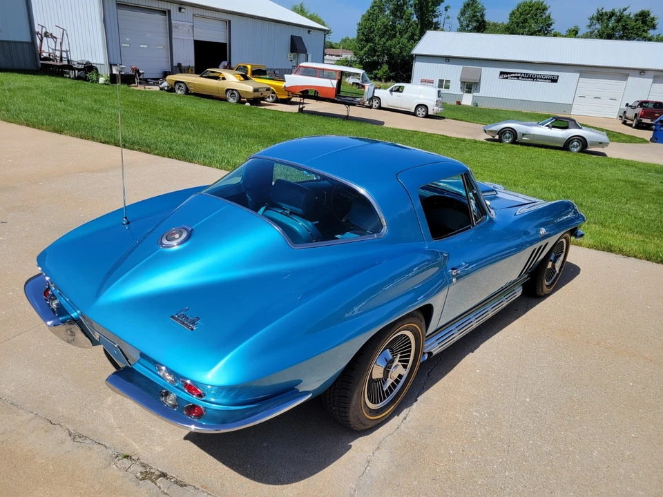 1966 Chevrolet Corvette C2 - Image 9 of 31