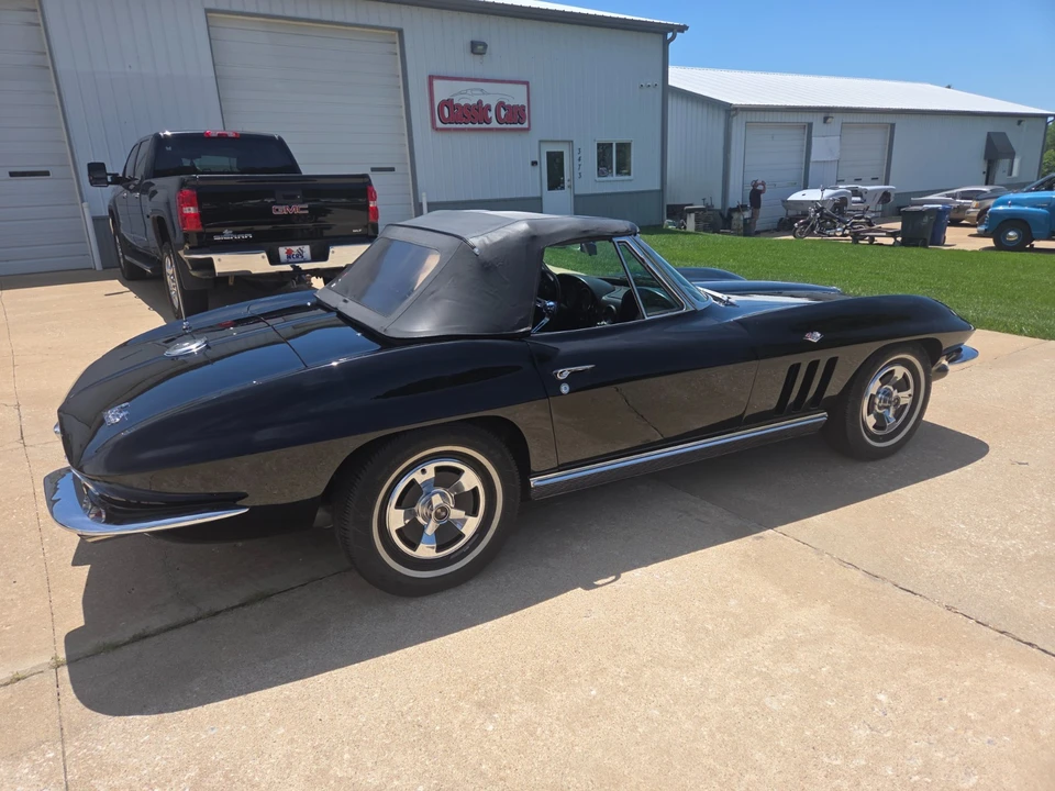 1966 Chevrolet Corvette C2 - Image 5 of 31