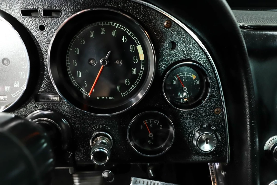 1966 Chevrolet Corvette C2 - Image 22 of 31