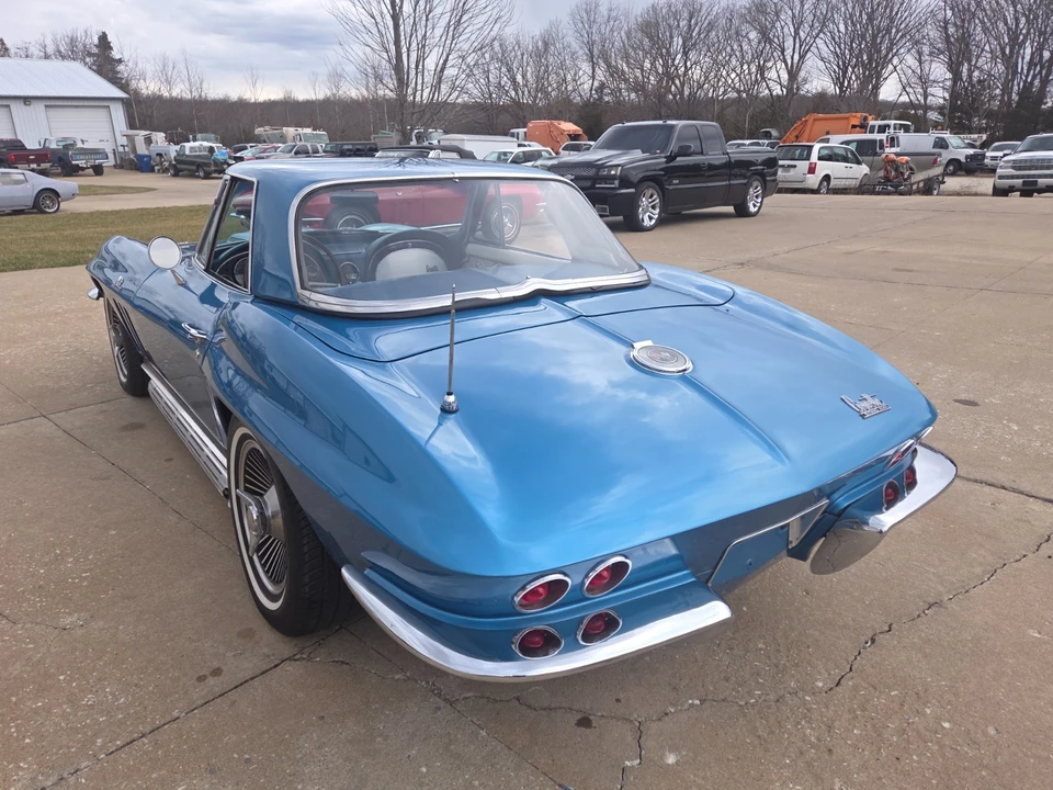 1966 Chevrolet Corvette C2 - Image 15 of 31