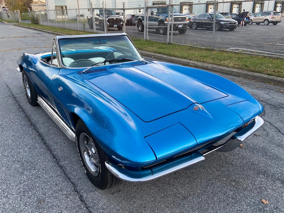 1966 Chevrolet Corvette C2 - Image 13 of 21