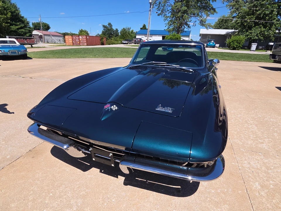 1966 Chevrolet Corvette C2 - Image 3 of 31