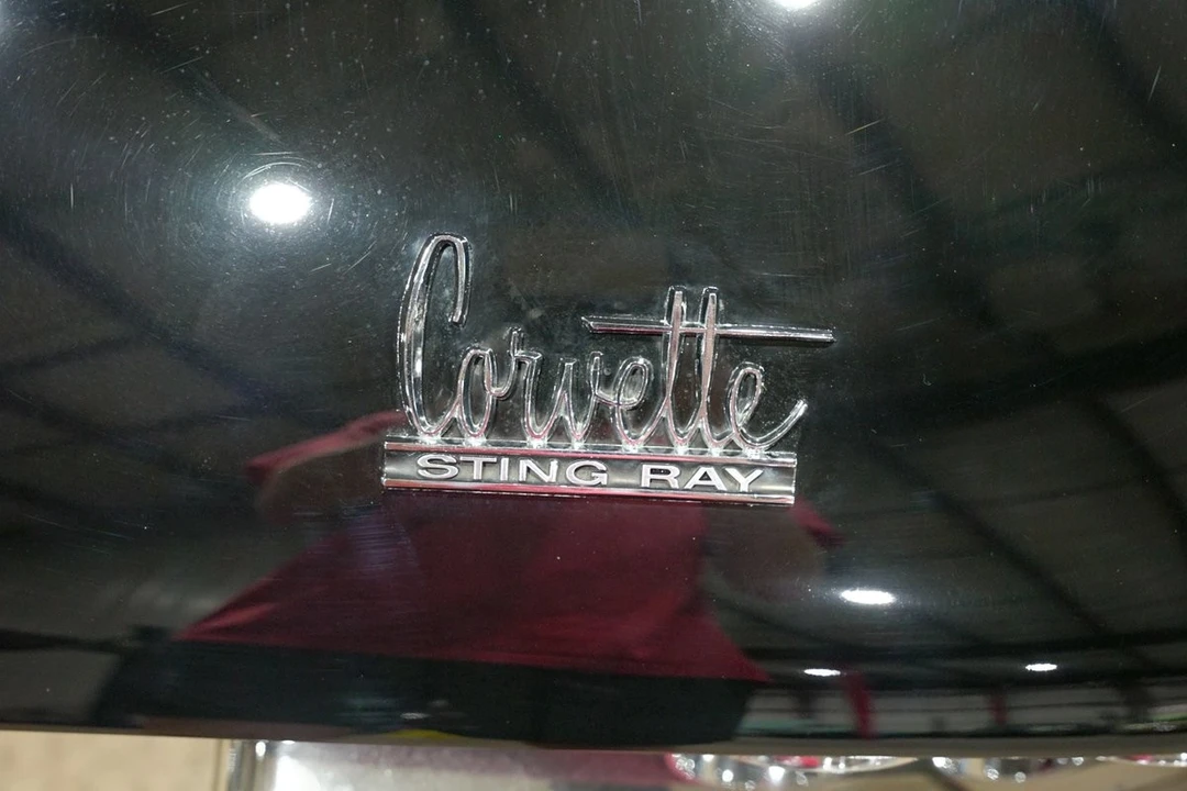 1966 Chevrolet Corvette C2 - Image 25 of 31