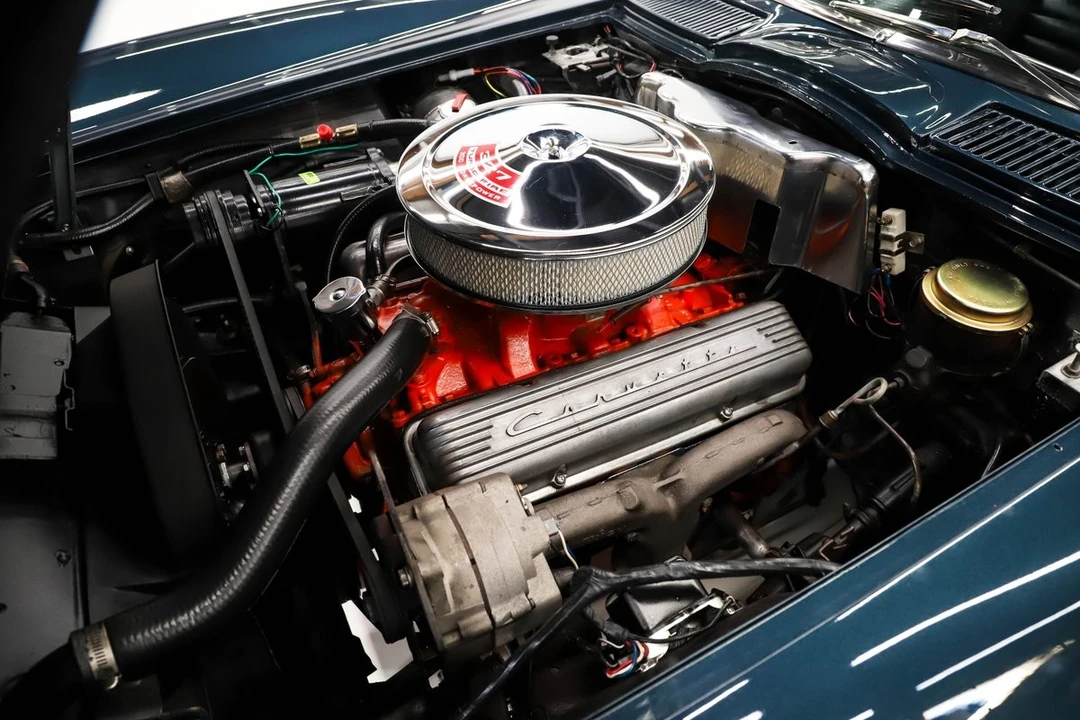 1966 Chevrolet Corvette C2 - Image 5 of 31
