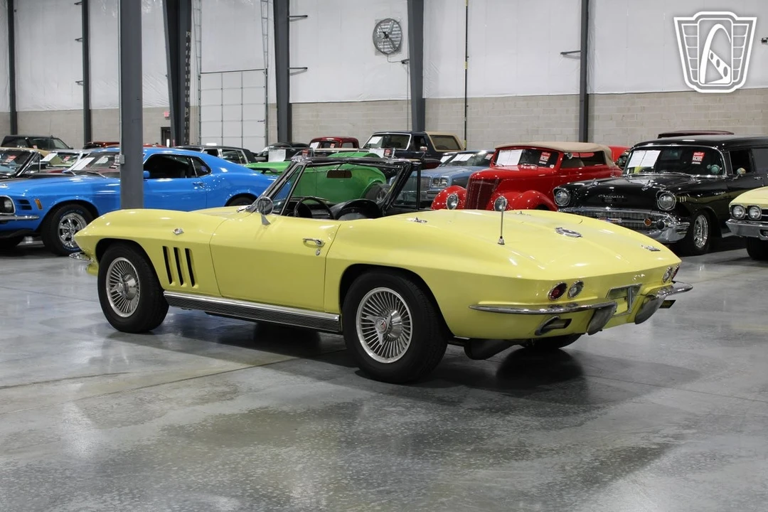 1966 Chevrolet Corvette C2 - Image 4 of 12