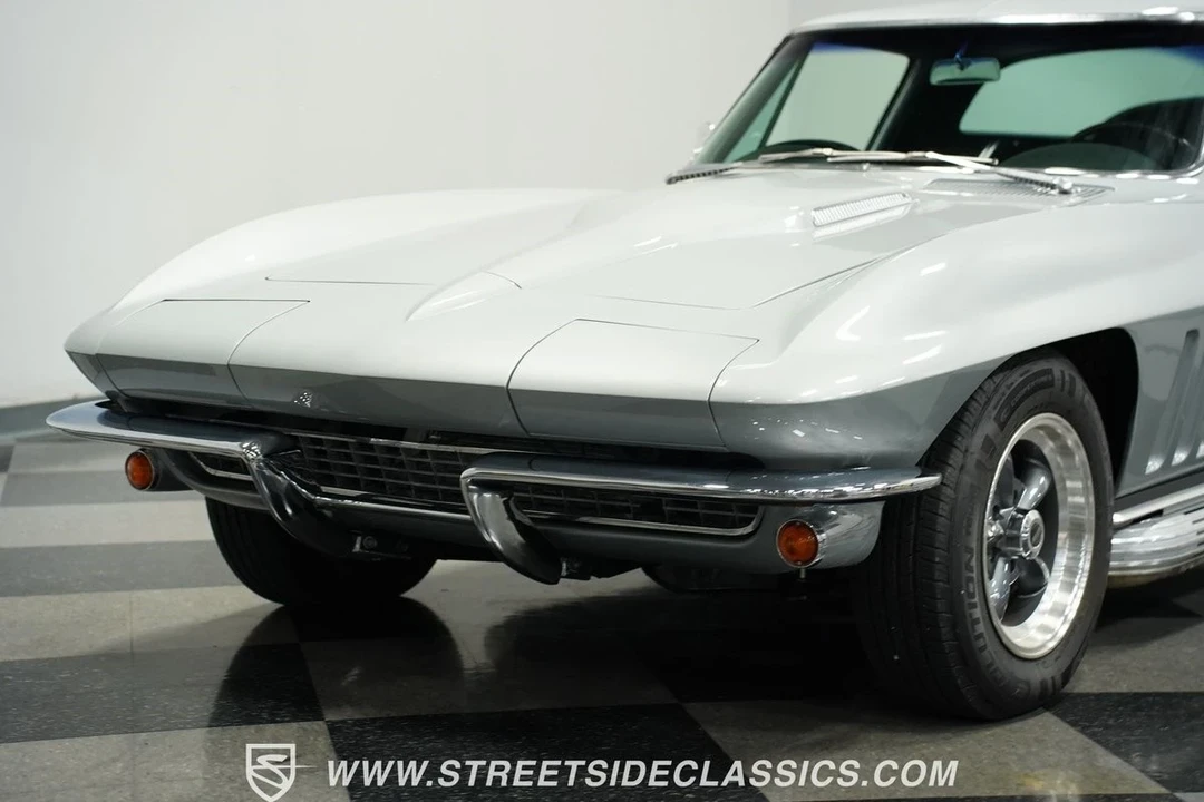 1966 Chevrolet Corvette C2 - Image 19 of 21