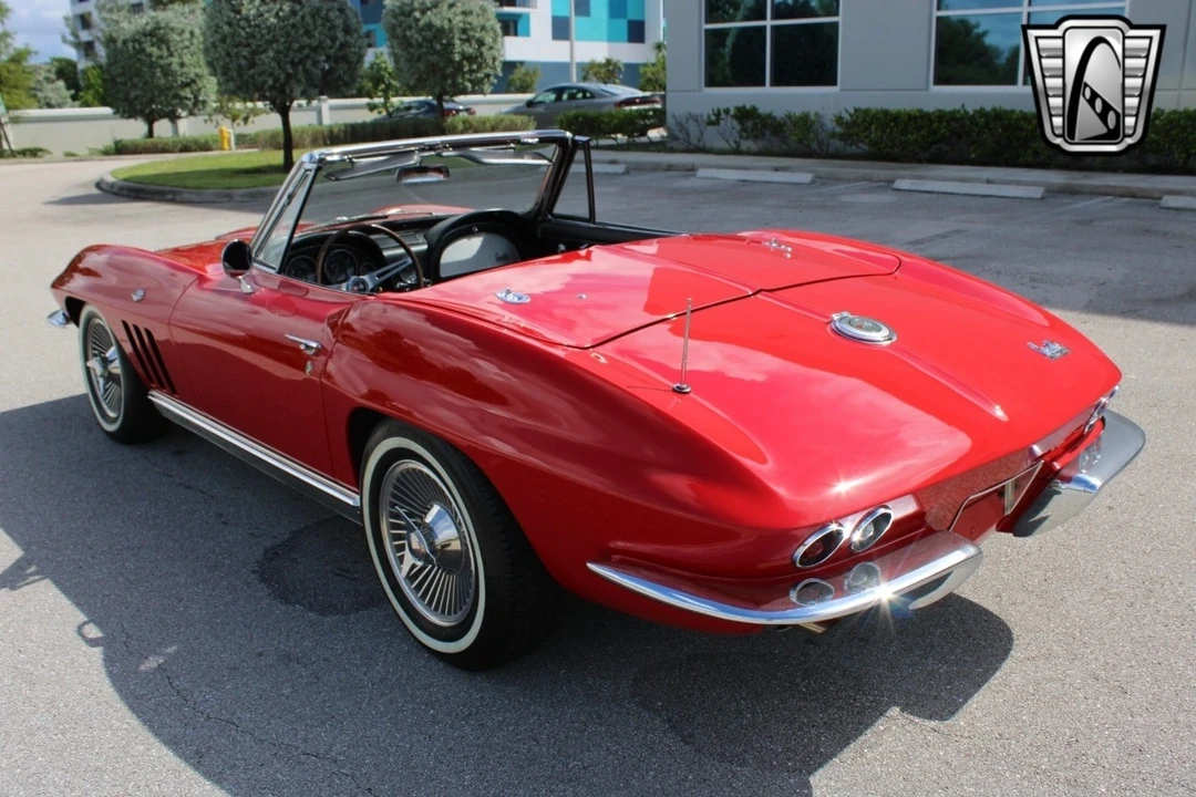 1966 Chevrolet Corvette C2 - Image 8 of 12