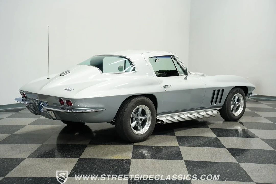 1966 Chevrolet Corvette C2 - Image 13 of 21
