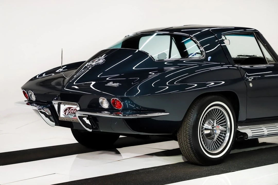 1966 Chevrolet Corvette C2 - Image 17 of 21