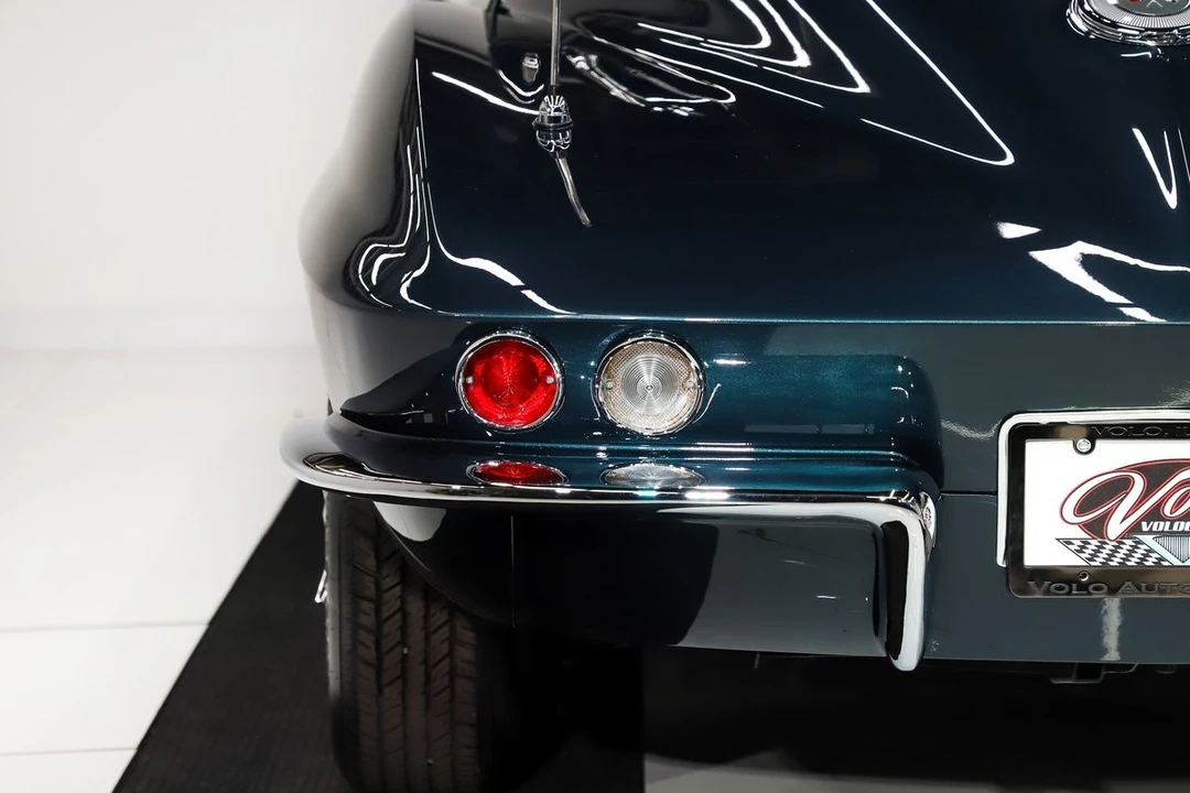1966 Chevrolet Corvette C2 - Image 25 of 31
