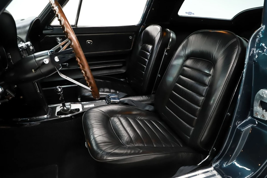 1966 Chevrolet Corvette C2 - Image 11 of 21
