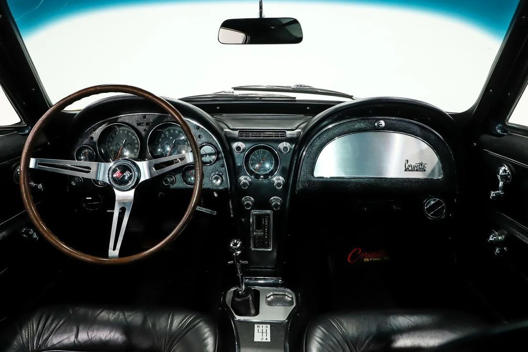 1966 Chevrolet Corvette C2 - Image 22 of 31