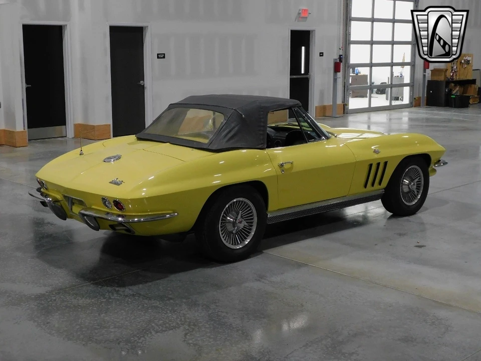 1966 Chevrolet Corvette C2 - Image 17 of 21
