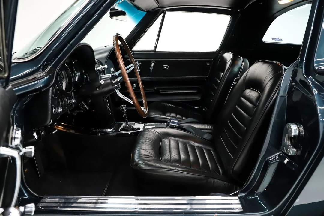 1966 Chevrolet Corvette C2 - Image 27 of 31