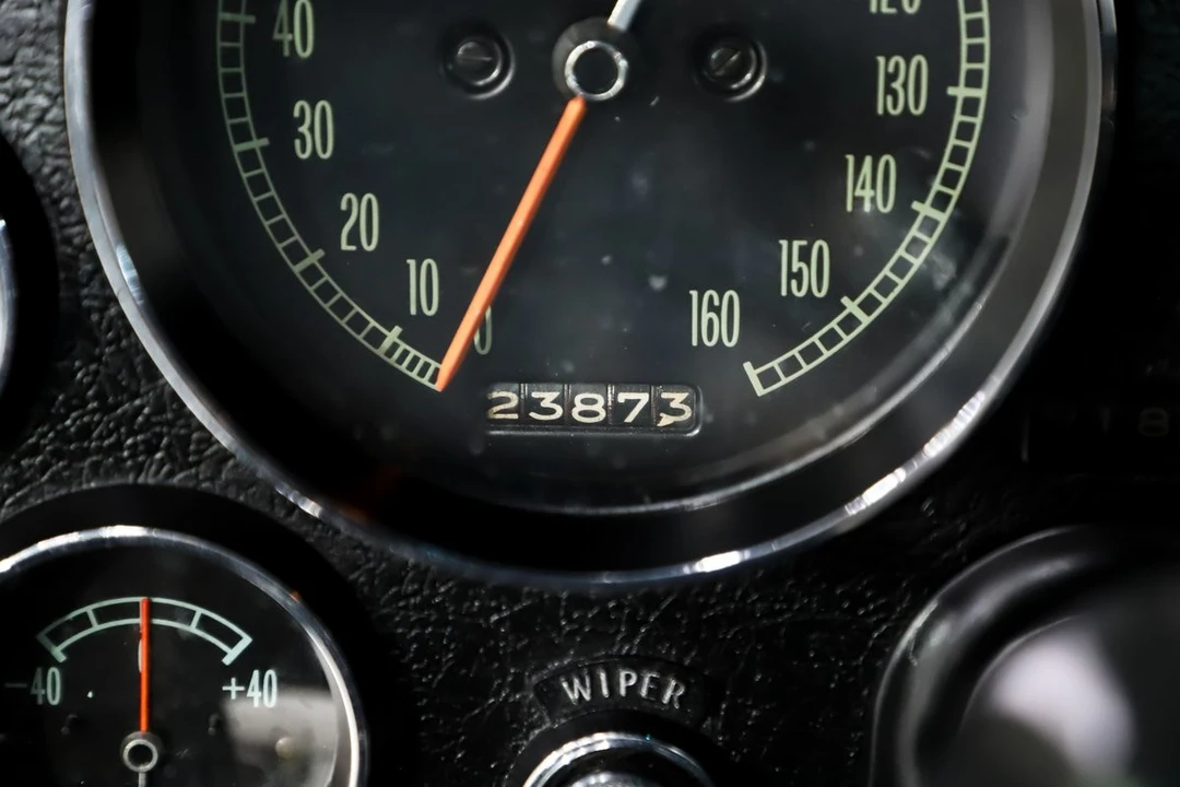 1966 Chevrolet Corvette C2 - Image 3 of 21
