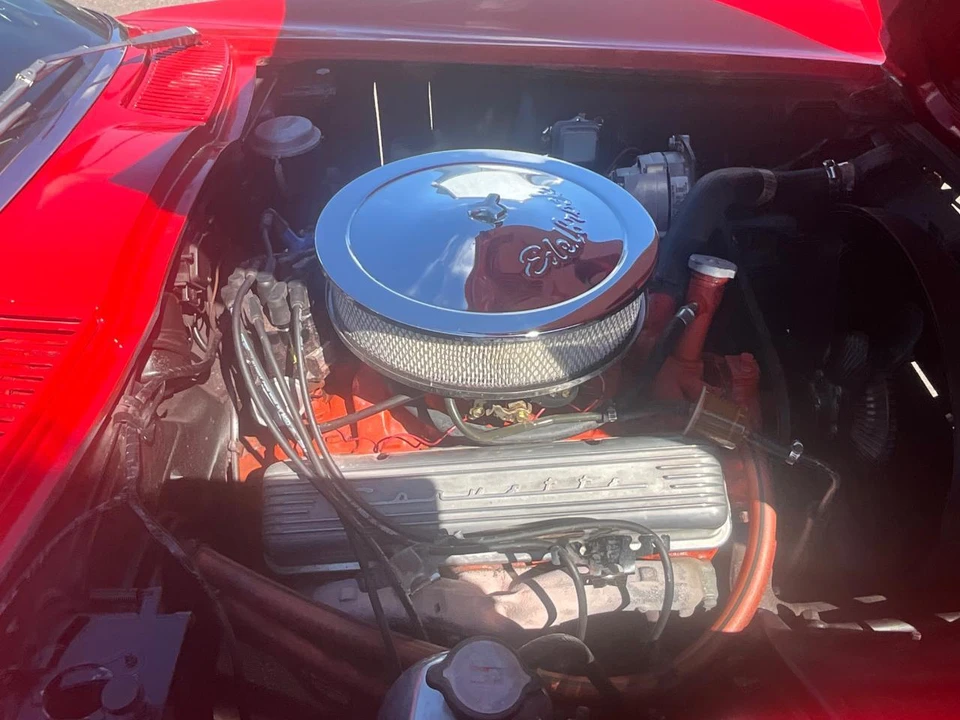 1966 Chevrolet Corvette C2 - Image 11 of 13