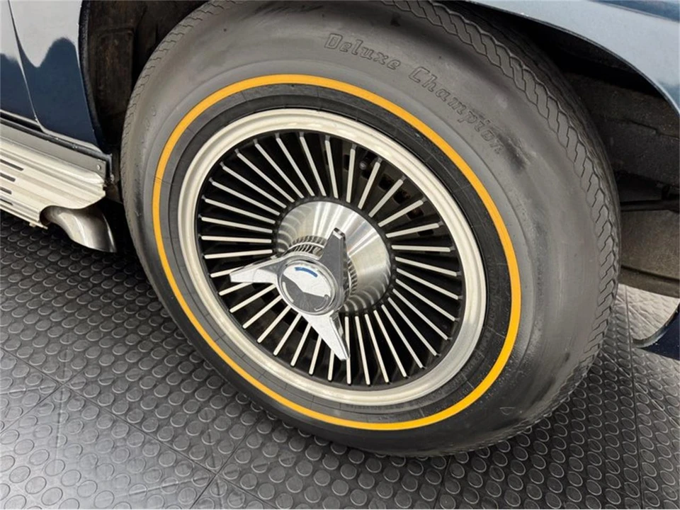 1966 Chevrolet Corvette C2 - Image 22 of 31