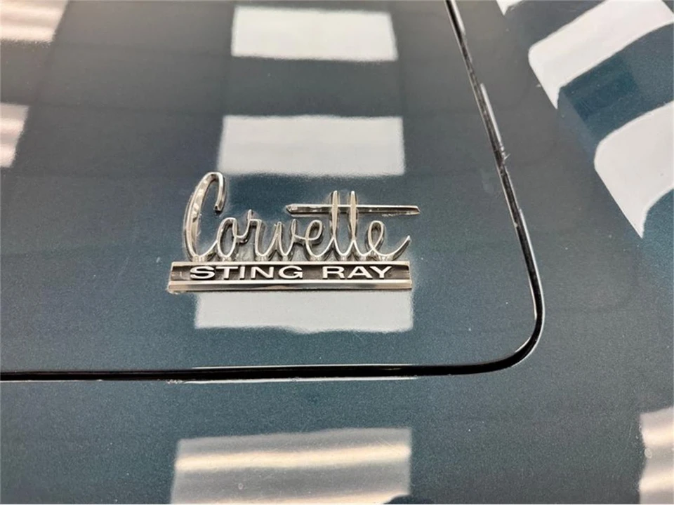 1966 Chevrolet Corvette C2 - Image 10 of 31