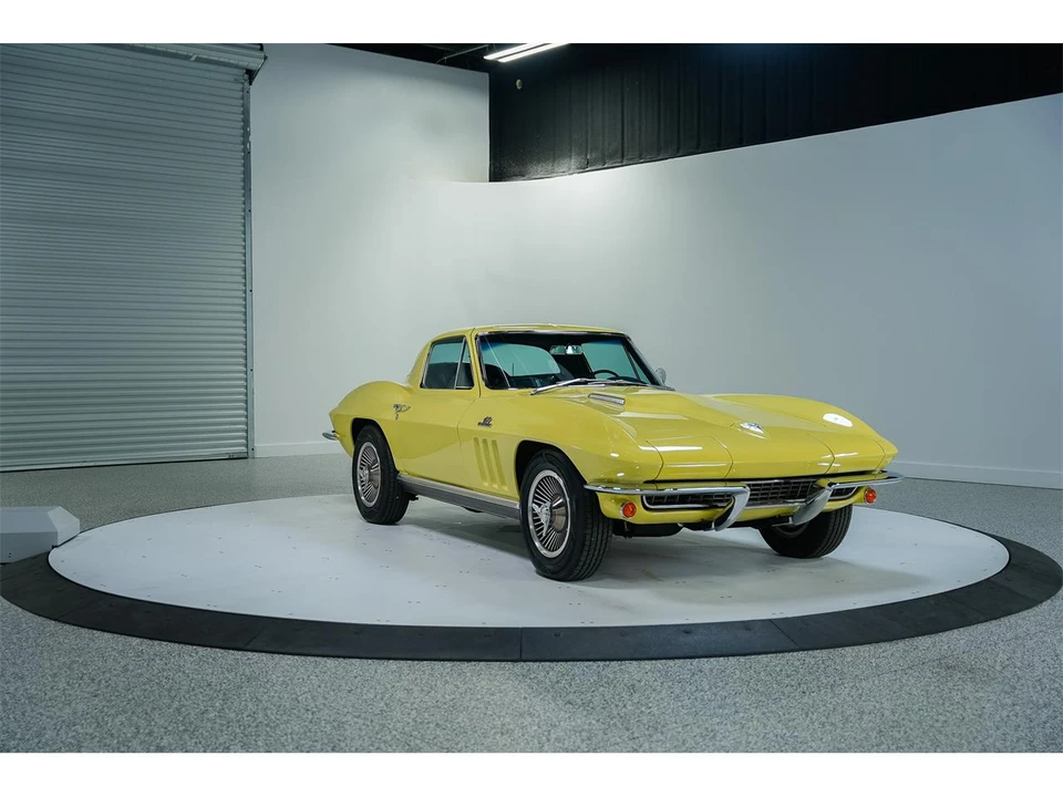1966 Chevrolet Corvette C2 - Image 7 of 31