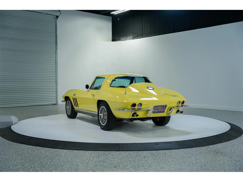 1966 Chevrolet Corvette C2 - Image 3 of 31
