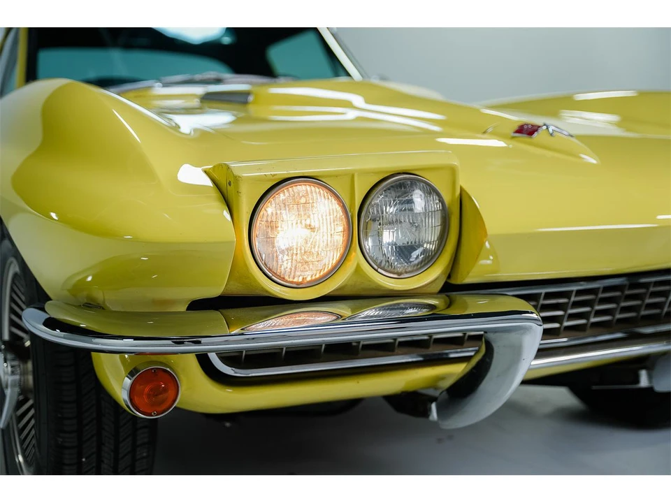 1966 Chevrolet Corvette C2 - Image 15 of 31