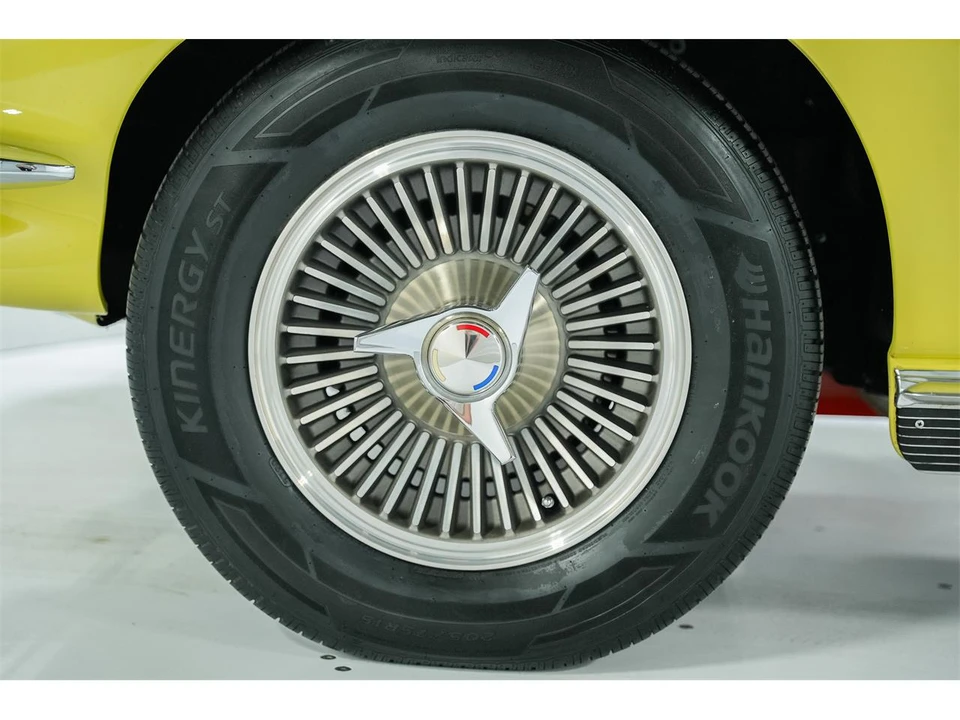 1966 Chevrolet Corvette C2 - Image 25 of 31